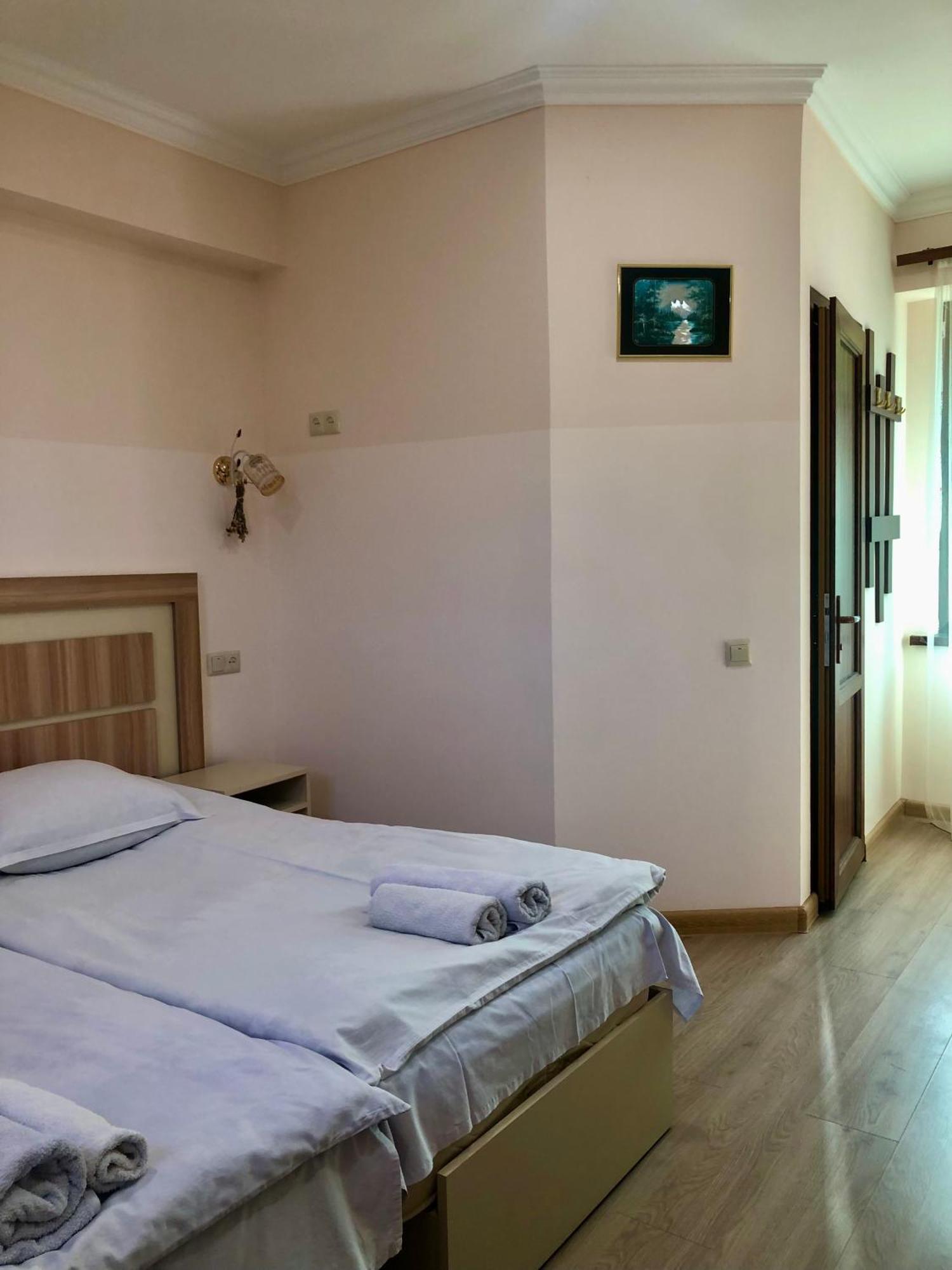 Guest House Anahit Ijevan Exterior foto