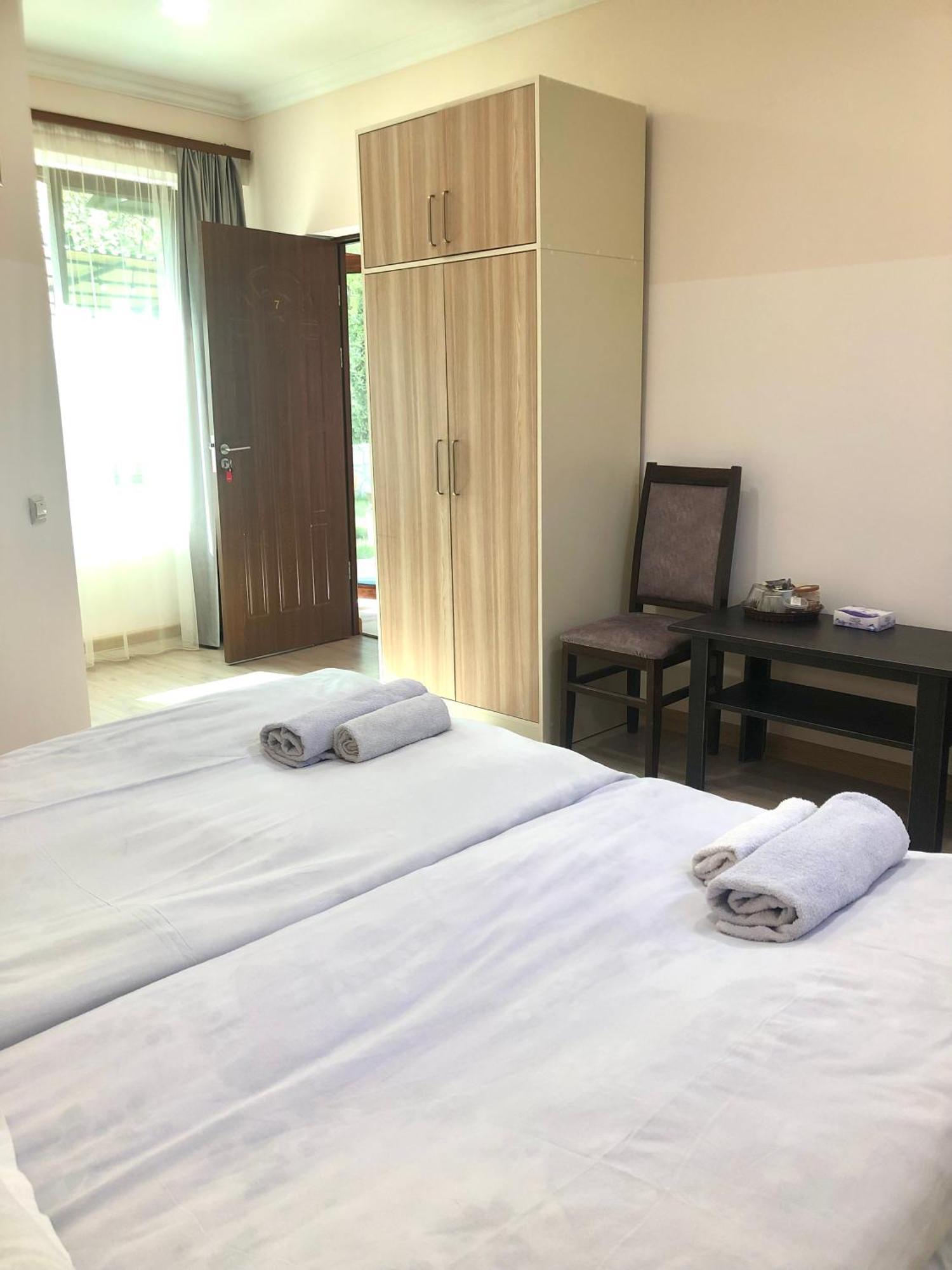 Guest House Anahit Ijevan Exterior foto